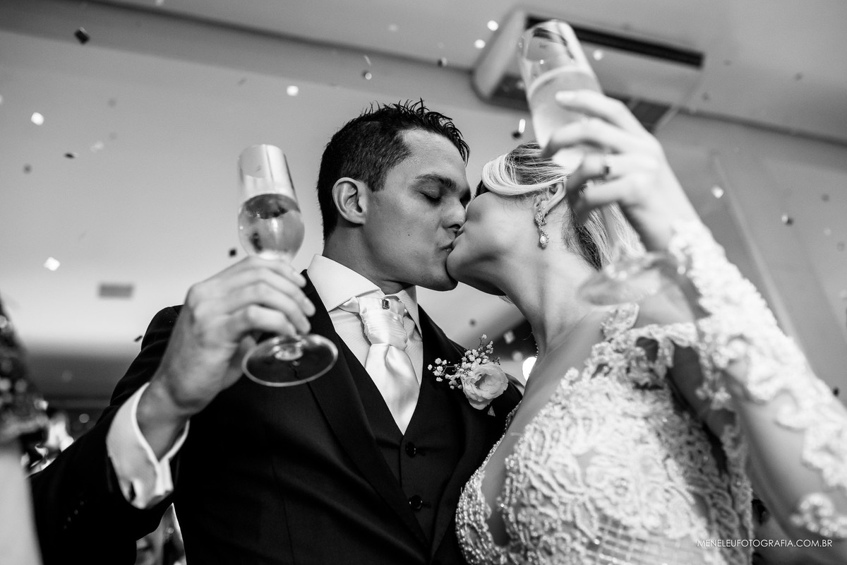 Casamento em Fortaleza na Igreja do Líbano e no bufete Barbras Cambema por Meneleu Santos Fotógrafo em fortaleza