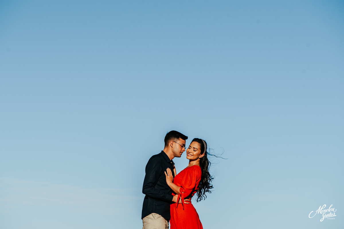 Pre wedding com noiva de vestido vermelho