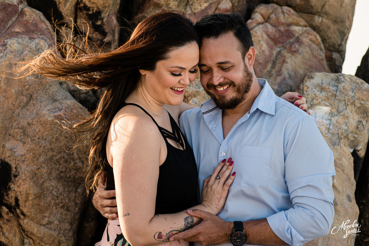 Ensaio de casal nas pedras do Barro preto ceara iguape