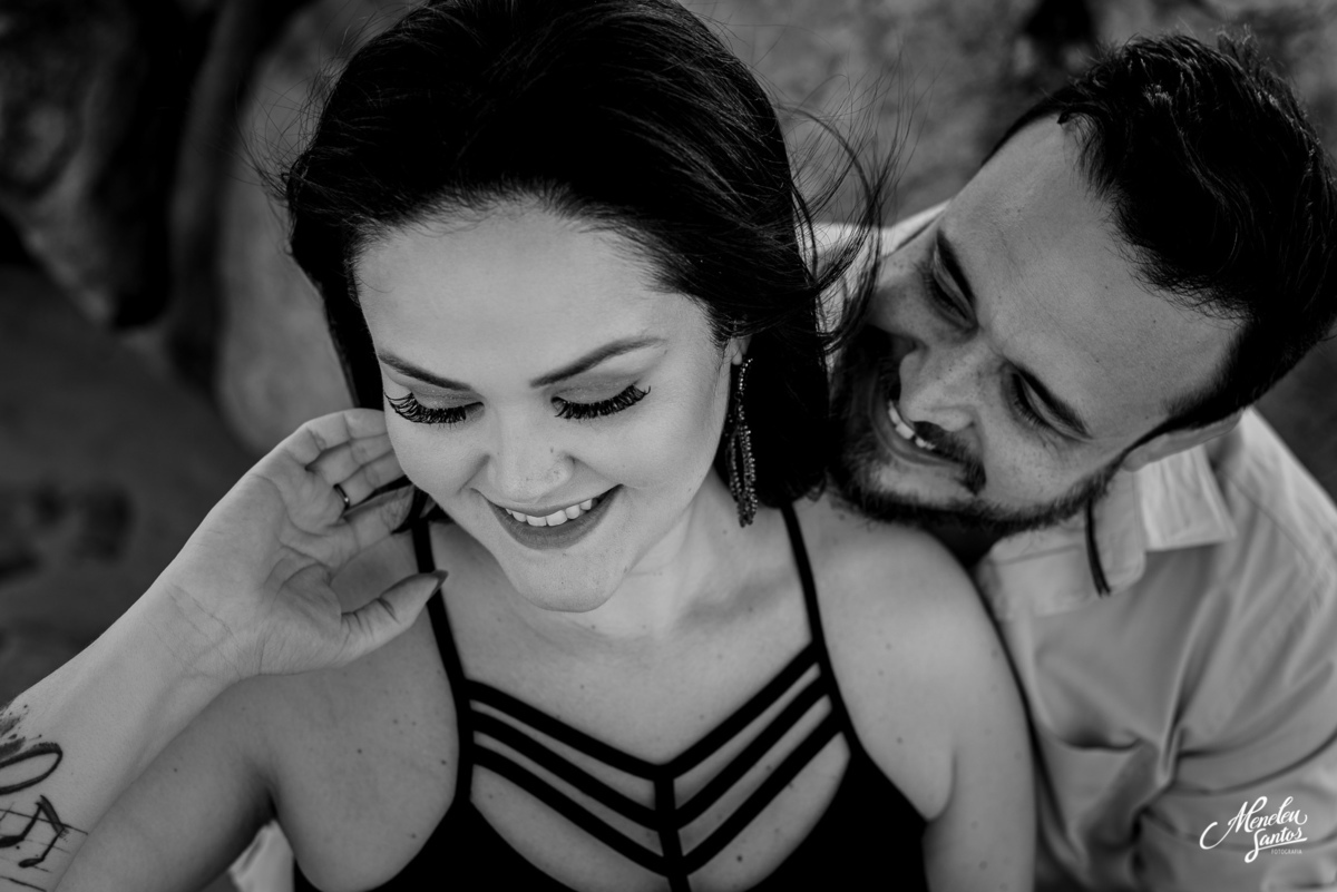 Ensaio de casal nas pedras do Barro preto ceara iguape