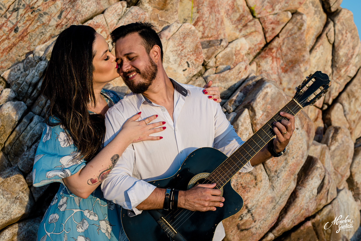 Ensaio de casal nas pedras do Barro preto ceara iguape