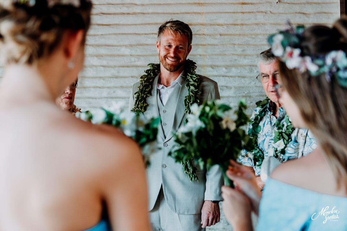 Noivo americano em casamento em fortaleza