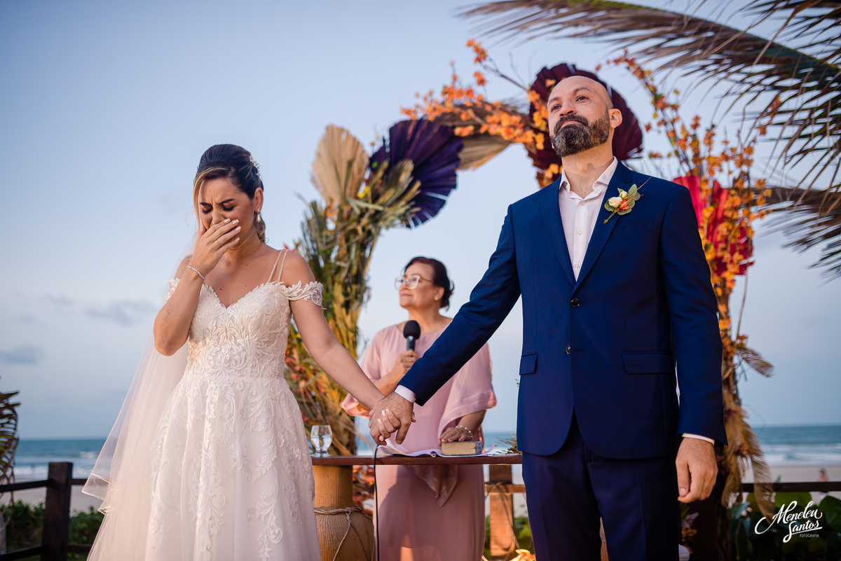 Noivo com Terno azul marinho