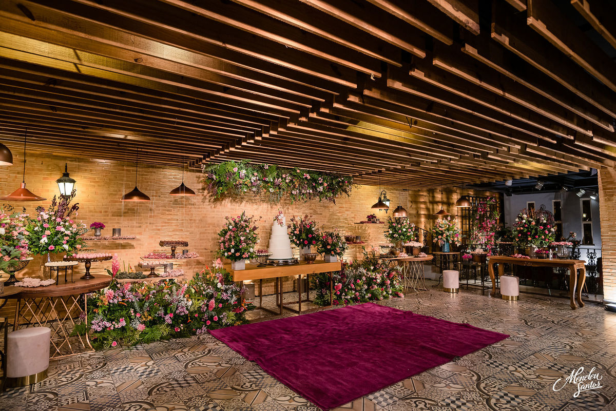 casamento com decoração no buffet Casa Viriato