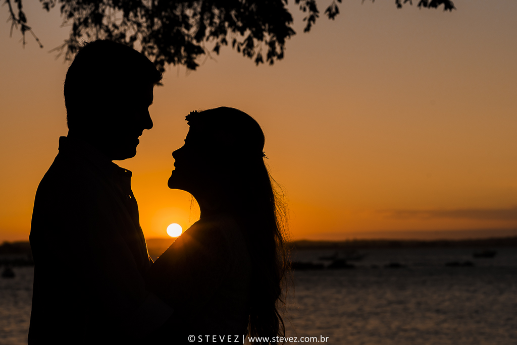 ensaio pre wedding em buzios por do sol