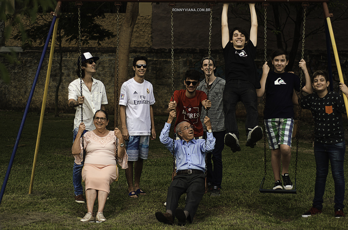 book bodas de ouro em Piracicaba SP no parque da cidade casal de idosos felizes fotografo de casamento Ronny Viana São Paulo, Curitiba, Santa Catarina e Minas Gerais