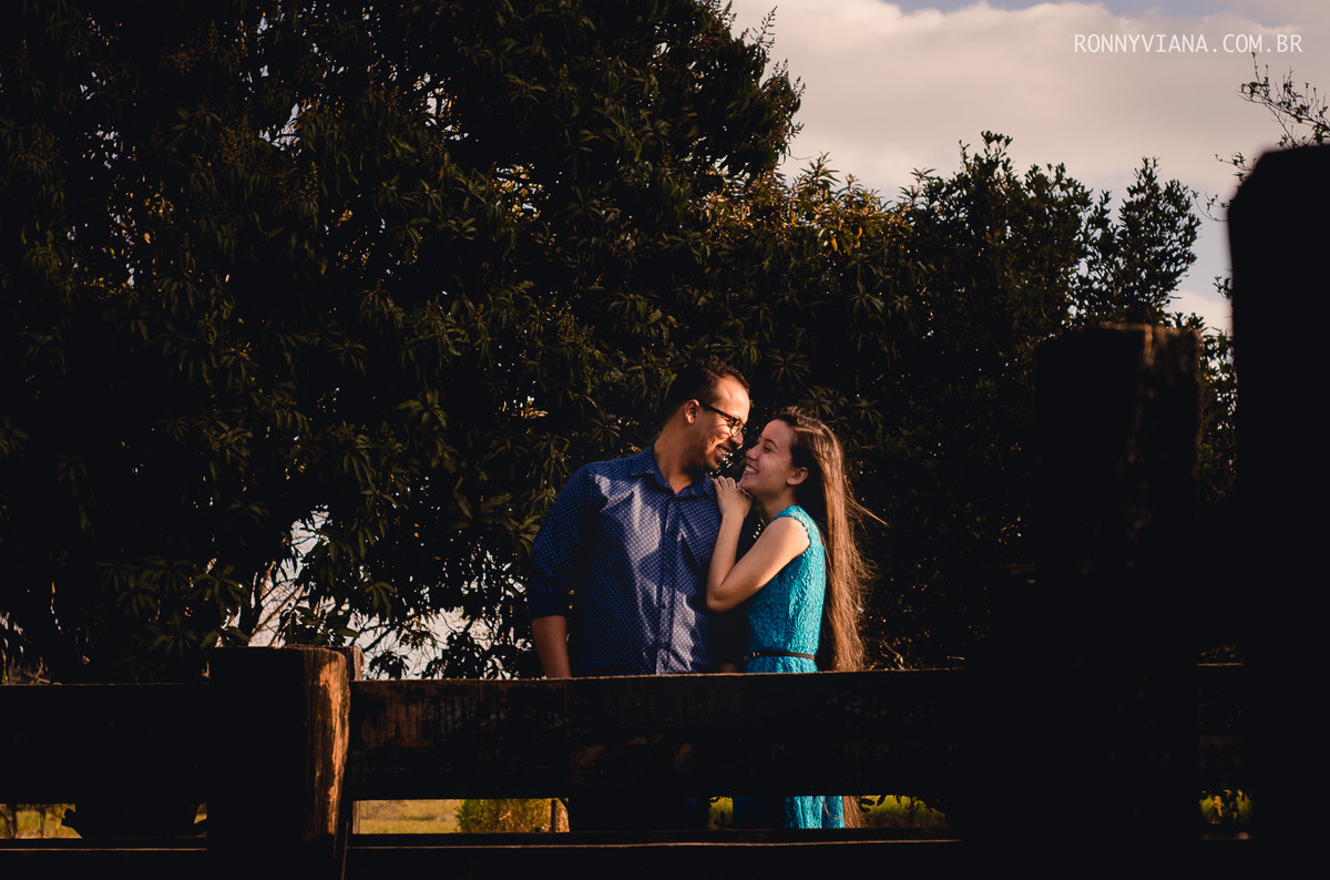 book-de-casal-em-saltinho-pre-casamento-street-wedding-ronny-viana-fotografo-de-casamento-vestido-de-noivas-em-sp