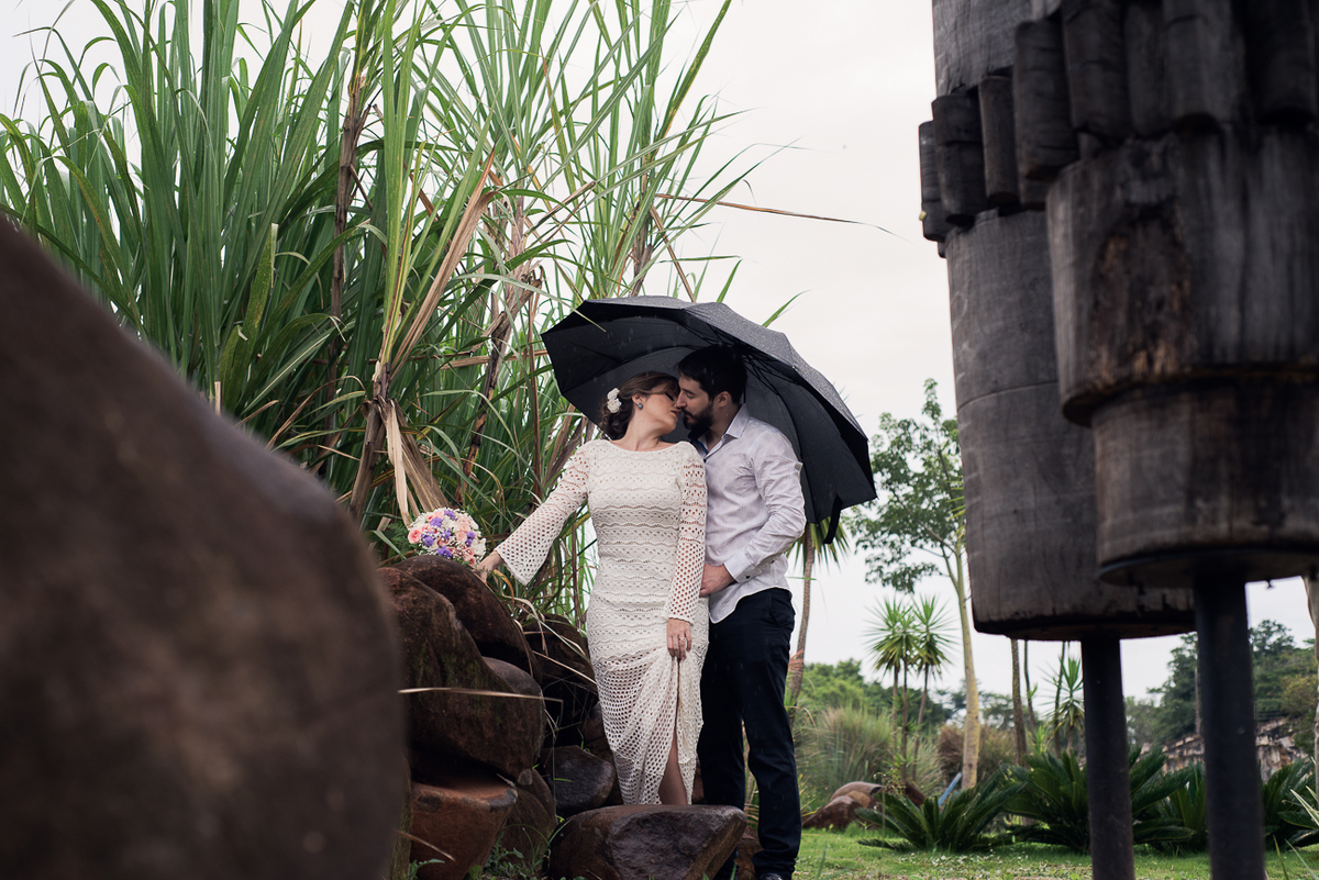 Fotografia criativa de ensaio trash the dress em Piracicaba SP 