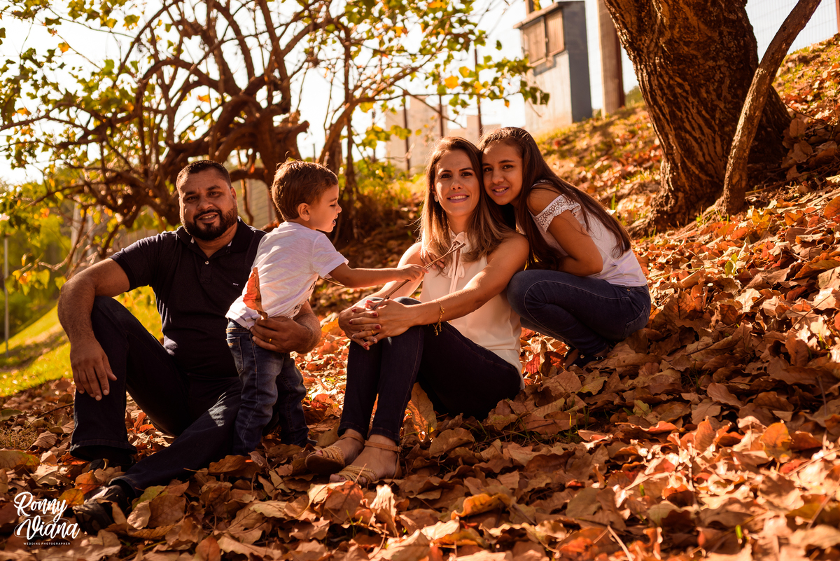 retrato de familia na rua do porto em Piracicaba SP