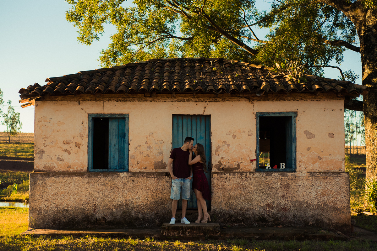 Ensaio Pré Wedding em casas antigas por Ronny Viana Foto e Filme