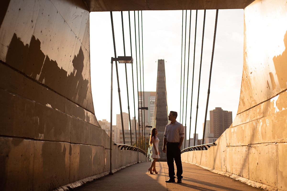 Ensaio de casamento pre wedding com moda e casal com roupas para ensaio pre wedding 