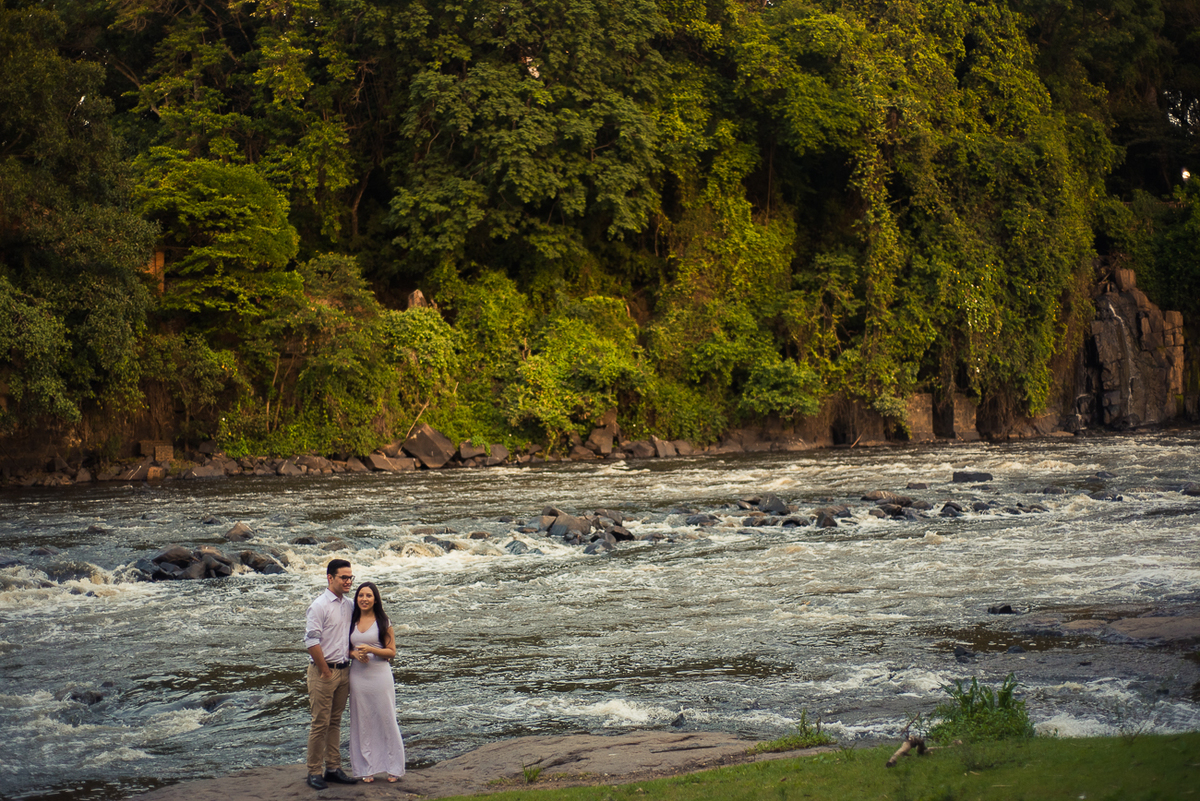 ensaio pre wedding ao lado do Rio Piracicaba 
