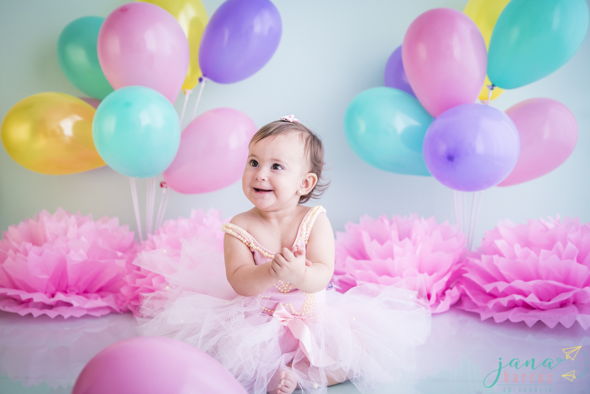 Fotógrafa Jana Barros, fotos de smash the cake, fotografia smash the cake, fotografia de smash the cake bh, fotografia de smash the cake contagem, fotos de bebês destruindo o bolo