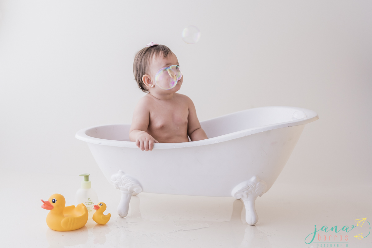 Fotógrafa Jana Barros, fotos de smash the cake, fotografia smash the cake, fotografia de smash the cake bh, fotografia de smash the cake contagem, fotos de bebês destruindo o bolo