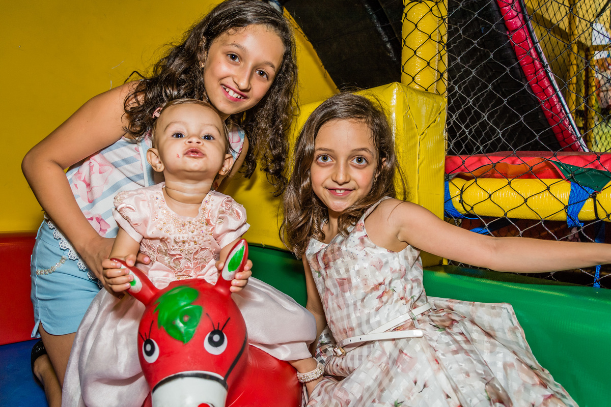Fotógrafa Jana Barros, fotografia de aniversário infantil, fotografia de aniversário infantil bh, fotografia de aniversario infantil contagem, fotos de aniversário, fotografia de eventos