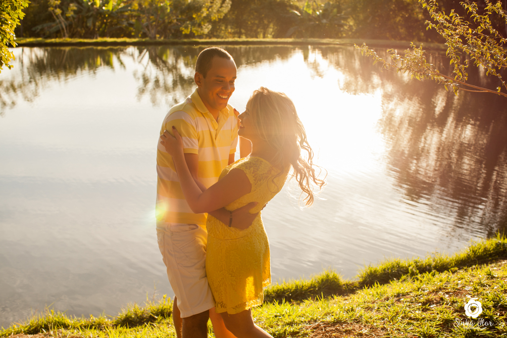Casal de noivos, Dayene e Júnior, giro de lateral em Dourados - MS, Sinhá Flor Fotografia