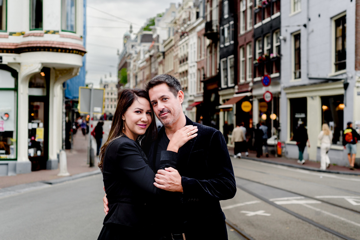Couple standing on an Amsterdam street