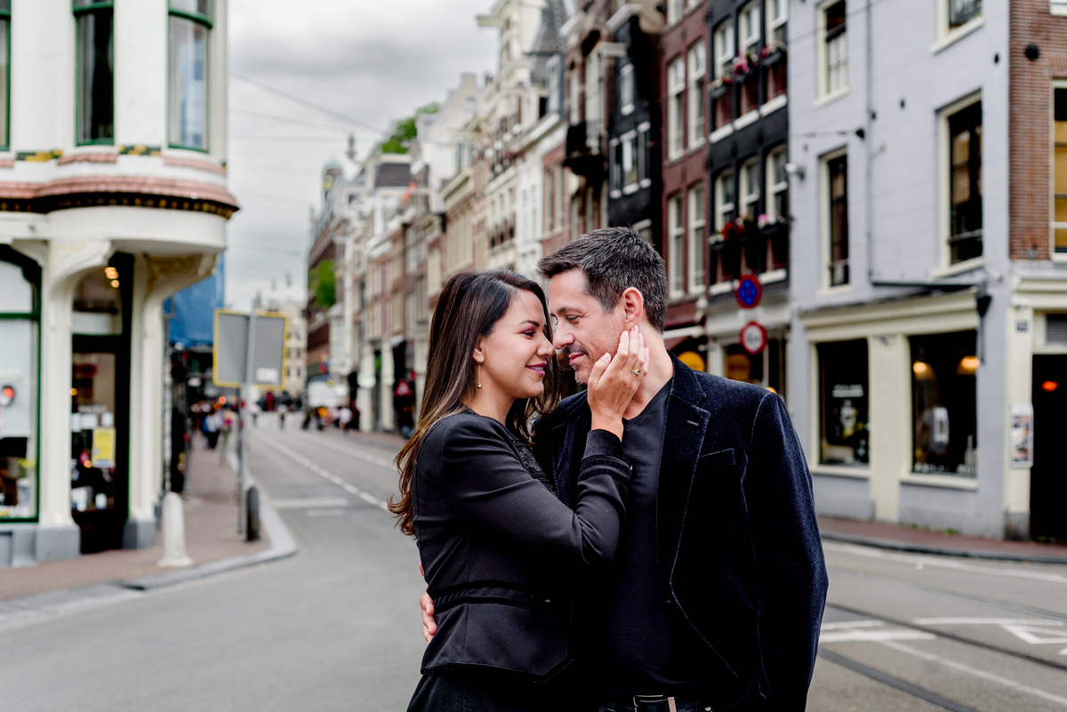 Couple standing on an Amsterdam street