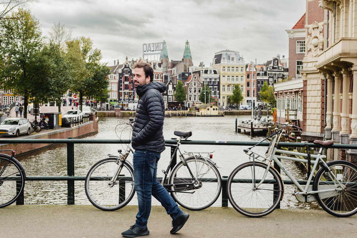 solo traveler in Amsterdam, vacation photographer in Amsterdam, holiday photographer in Amsterdam
