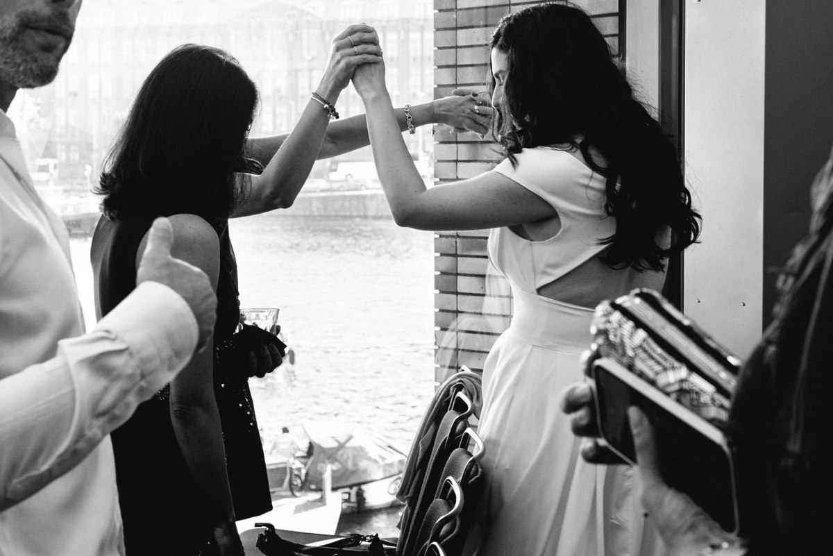 wedding photography, documentary photography in Amsterdam, trouwfotograaf, trouwen in nederland, trouwen in Amsterdam