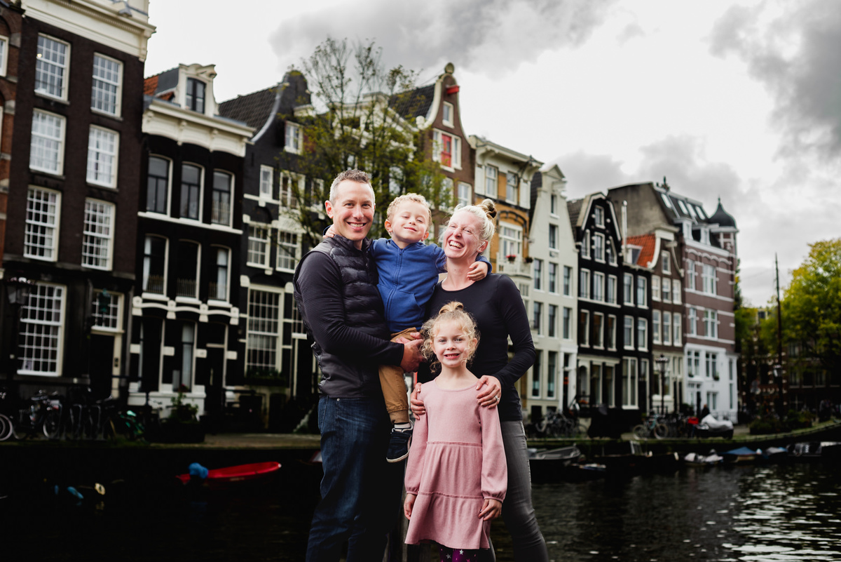 vacation photographer in Amsterdam, family photographer in Amsterdam, holiday photographer in Amsterdam, what to do with kids in Amsterdam, fun activities for small kids in Amsterdam, Amsterdam city break for families