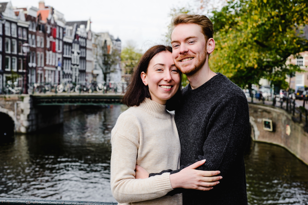 vacation photographer in Amsterdam, holiday photographer in Amsterdam, couple's photo session in Amsterdam, anniversary ideas in Amsterdam