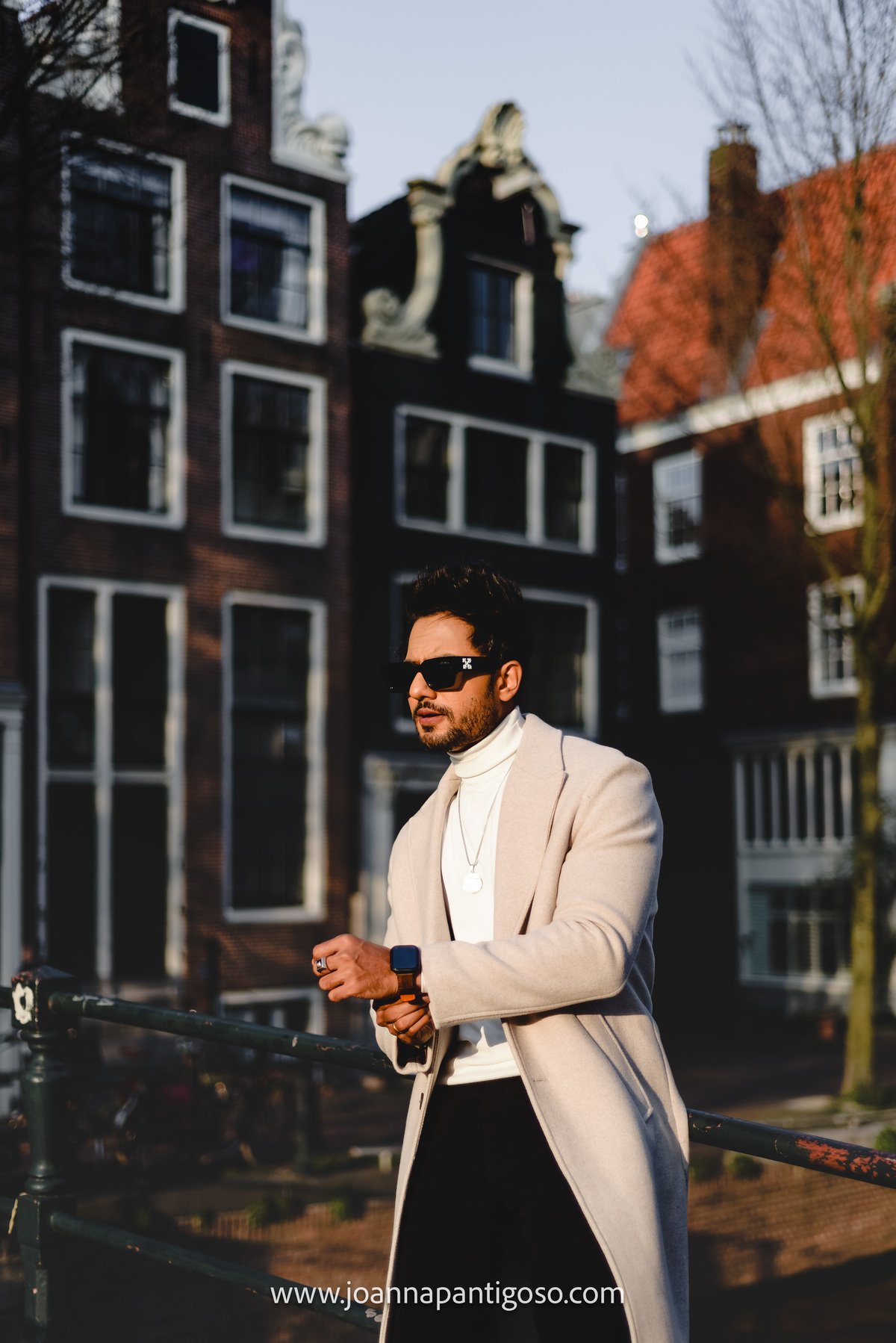 rehaan roy, amsterdam, amsterdam vacation photography, vacation photographer in Amsterdam, amsterdam canals, holiday photographer in Amsterdam, solo traveller, solo traveler