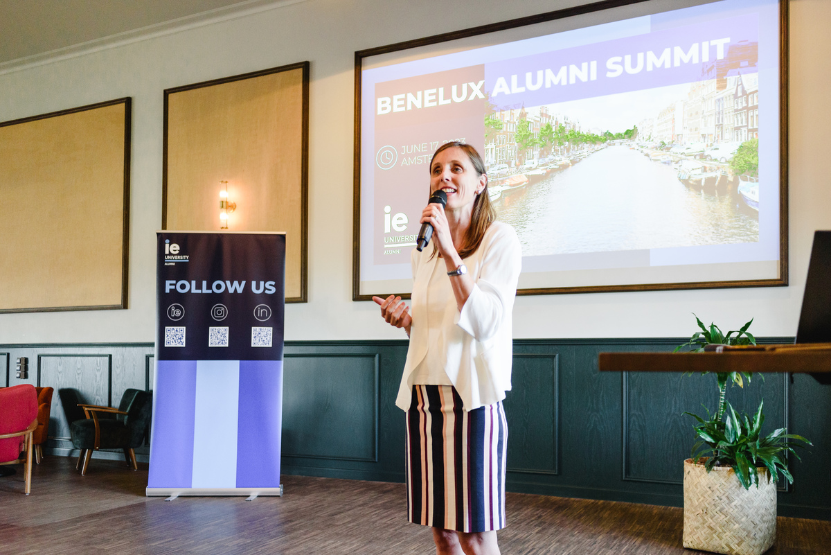 Business event, ie university alumni reunion, benelux alumni summit, heineken experience, molenzolder, event photography, business event photographer, event photographer in Amsterdam, professional event photographer in Amsterdam, joanna pantigoso