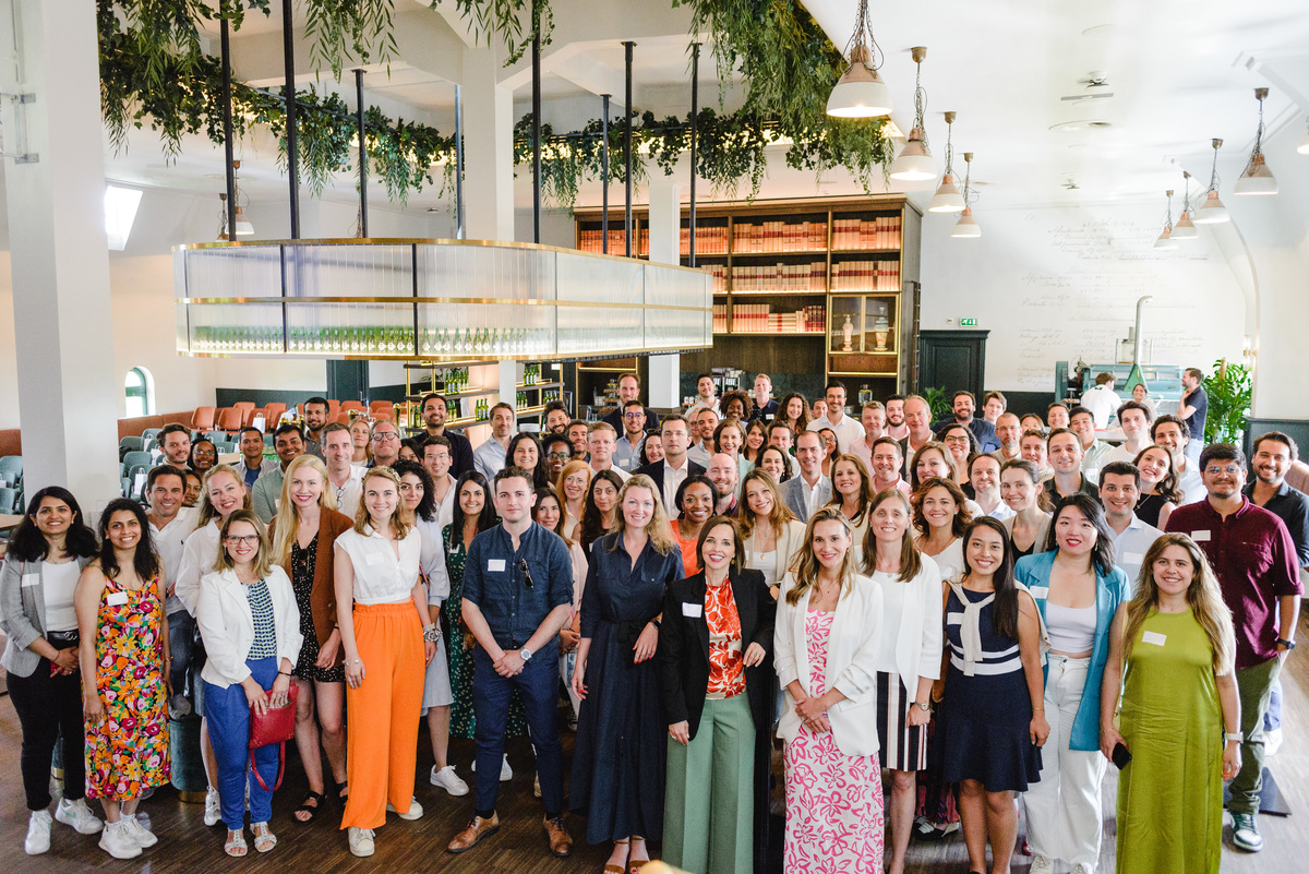 Business event, ie university alumni reunion, benelux alumni summit, heineken experience, molenzolder, event photography, business event photographer, event photographer in Amsterdam, professional event photographer in Amsterdam, joanna pantigoso