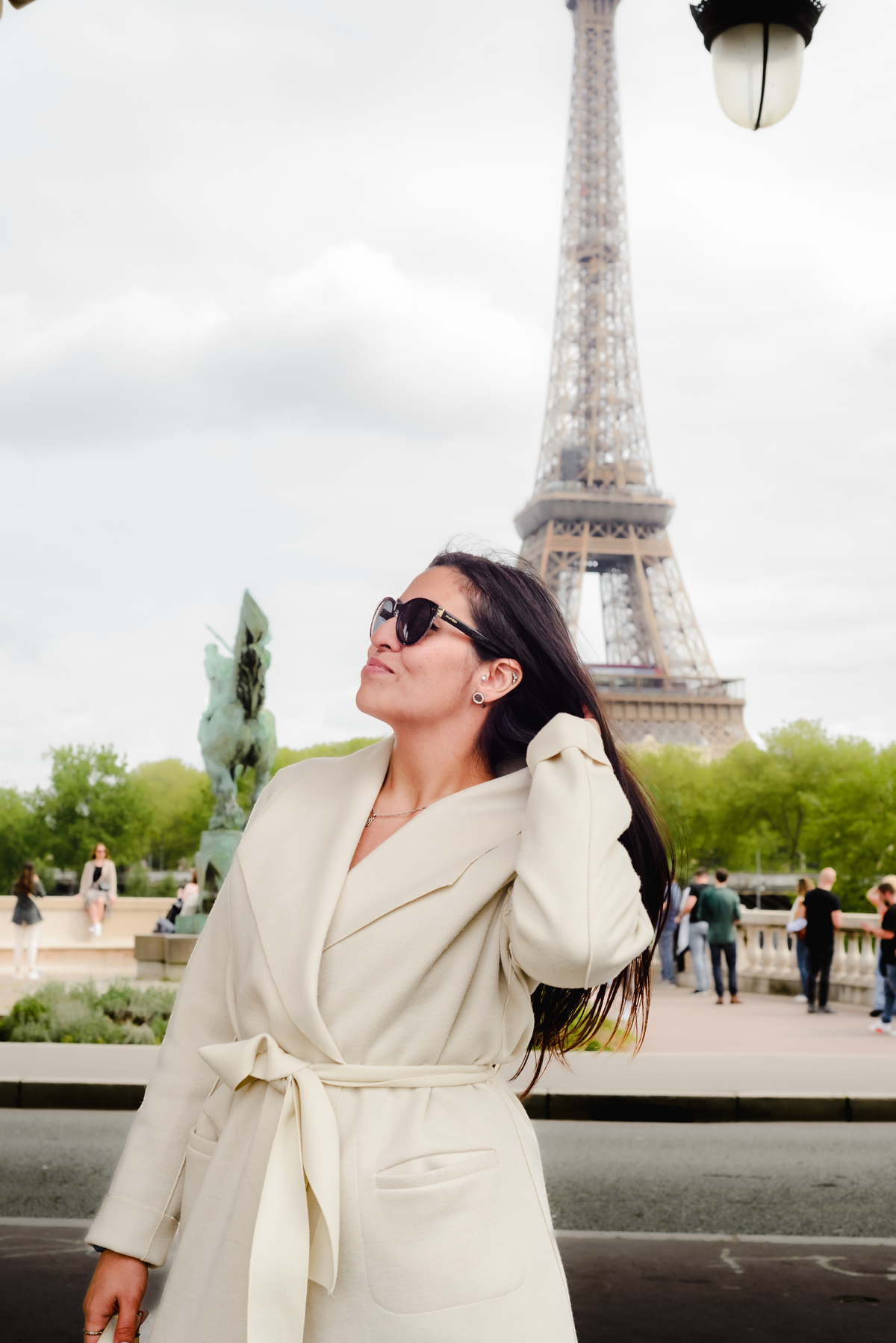 Vacation photographer, holiday in Paris, elopement photographer