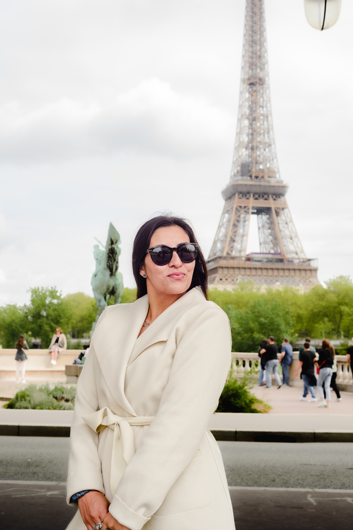 Vacation photographer, holiday in Paris, elopement photographer