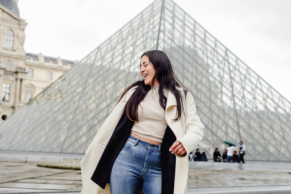 Vacation photographer, holiday in Paris, elopement photographer