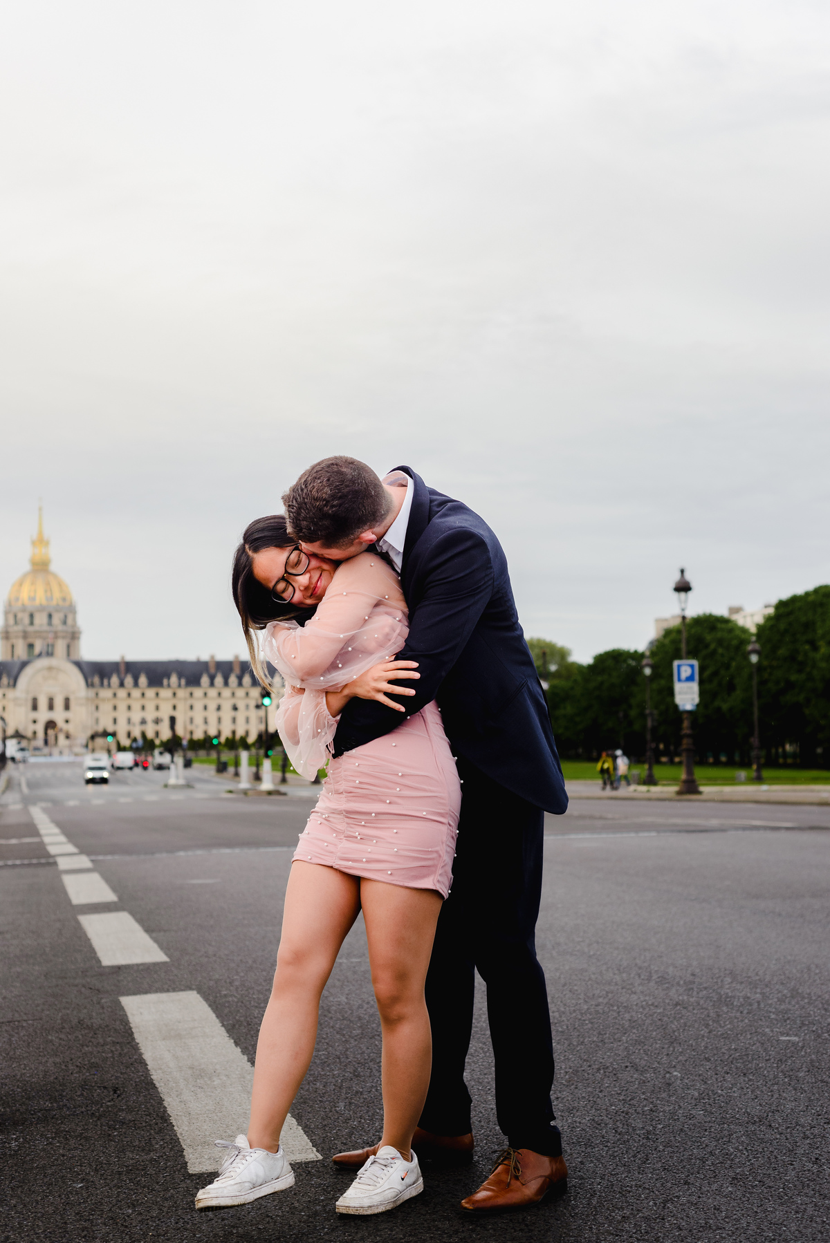 Amsterdam photographer, vacation photographer in Amsterdam, holidays in Paris, photographer photographed, couple in Paris, Emily in Paris