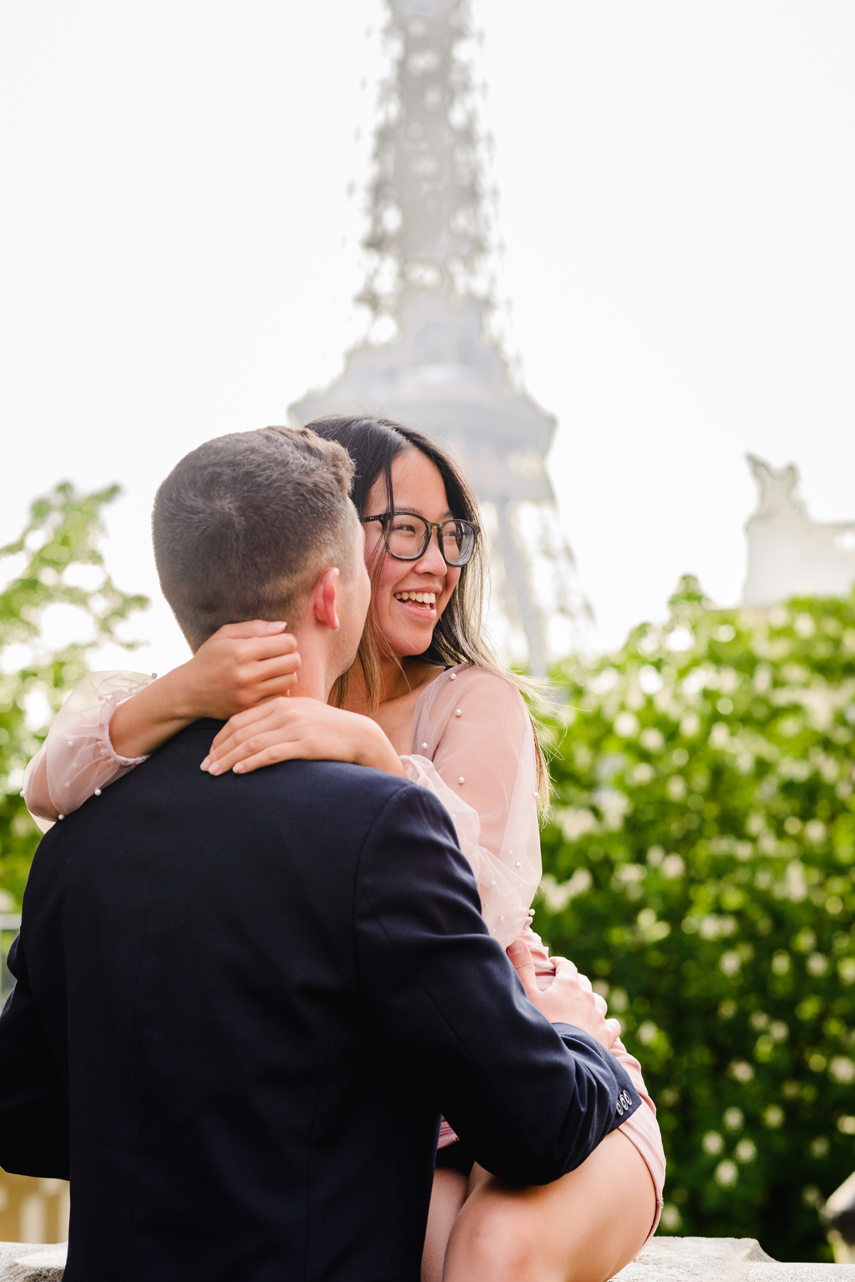 Amsterdam photographer, vacation photographer in Amsterdam, holidays in Paris, photographer photographed, couple in Paris, Emily in Paris