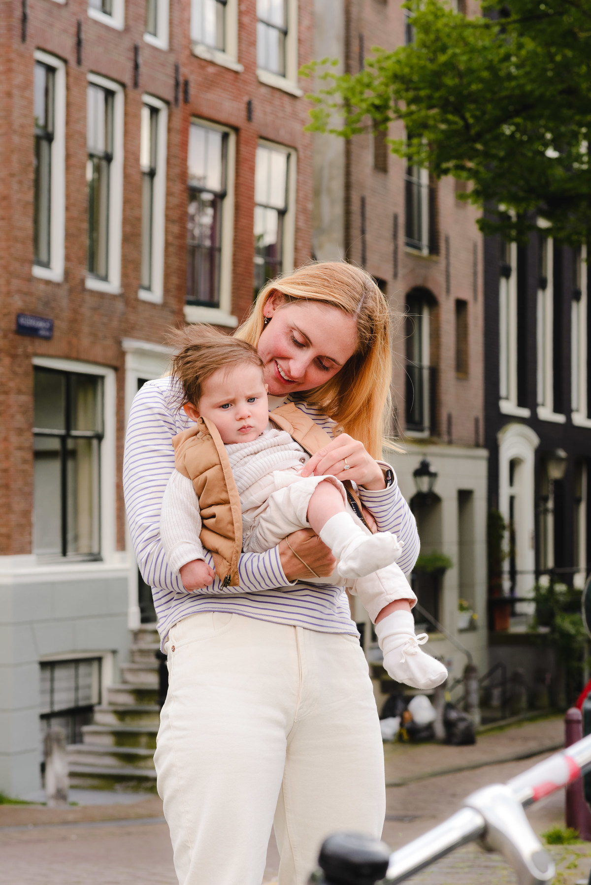 Family photo session in Amsterdam, gezinsfotograaf, vacation photographer in Amsterdam