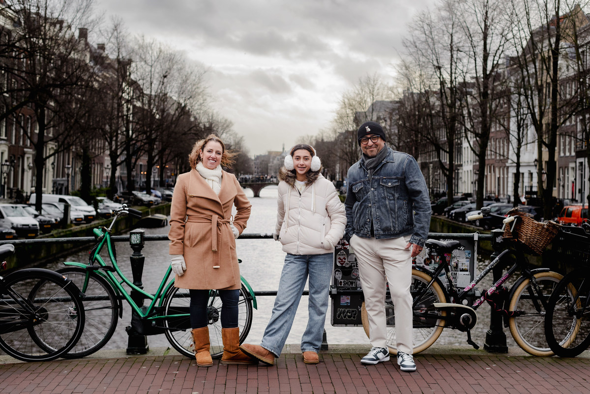 Amsterdam family photography session
Winter family portraits Amsterdam
Family photo shoot Amsterdam winter
Capturing winter memories Amsterdam
Family portrait photographer Amsterdam
Winter family photo ideas
Family photography tips for winter