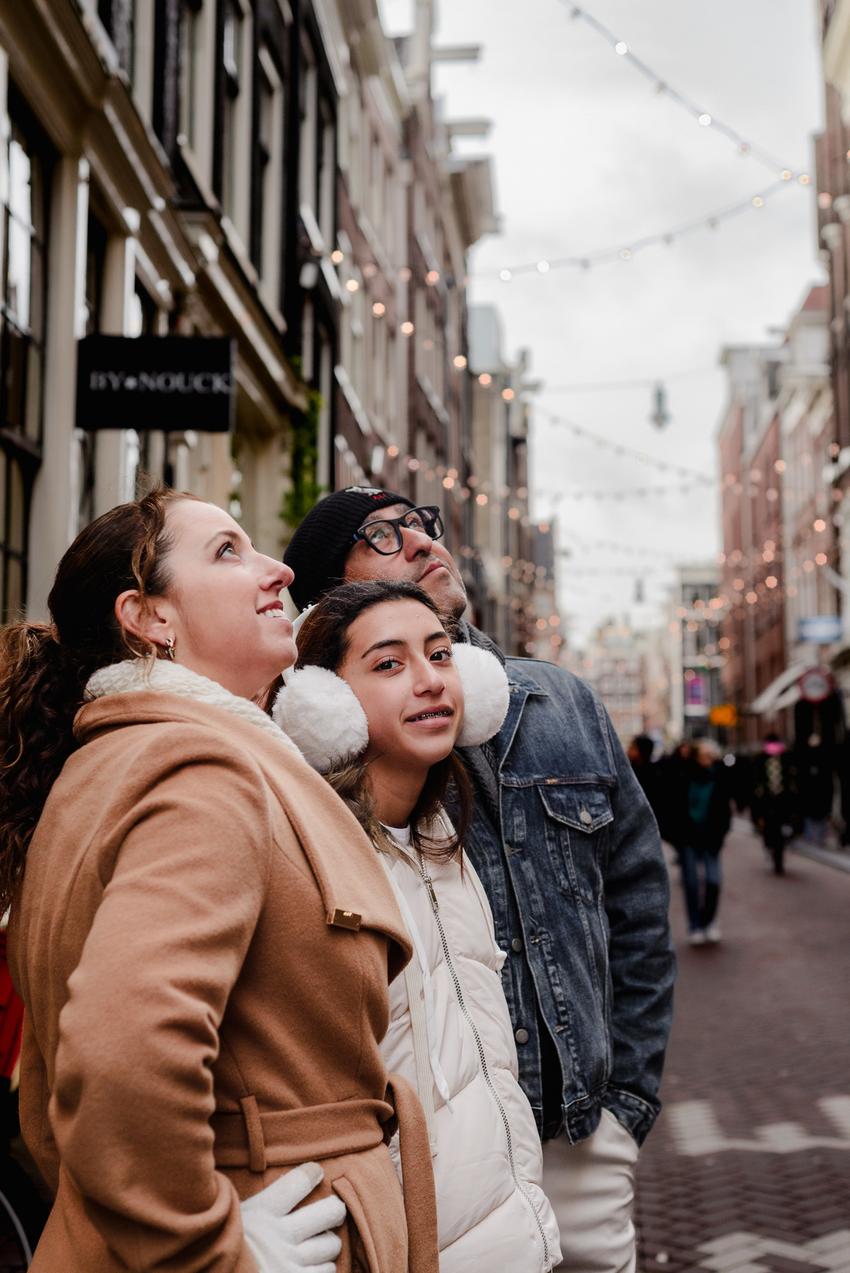 Amsterdam family photography session
Winter family portraits Amsterdam
Family photo shoot Amsterdam winter
Capturing winter memories Amsterdam
Family portrait photographer Amsterdam
Winter family photo ideas
Family photography tips for winter
