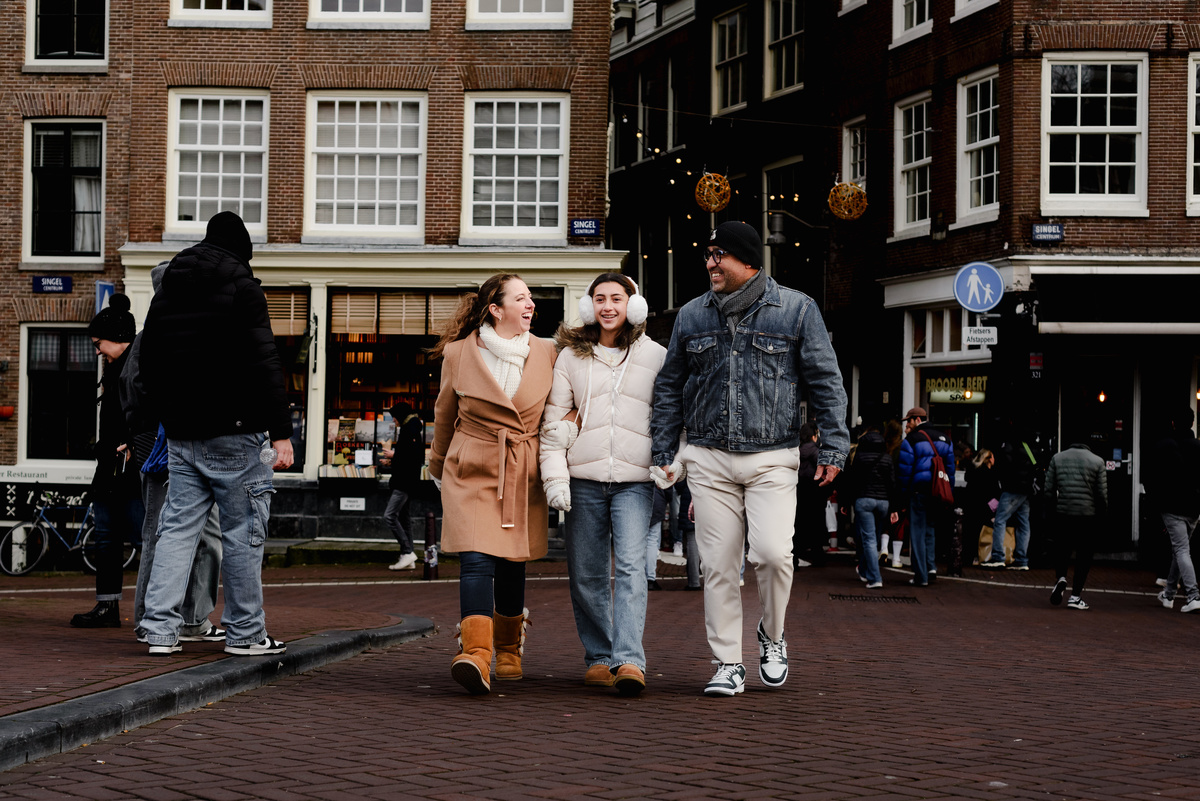 Amsterdam family photography session
Winter family portraits Amsterdam
Family photo shoot Amsterdam winter
Capturing winter memories Amsterdam
Family portrait photographer Amsterdam
Winter family photo ideas
Family photography tips for winter