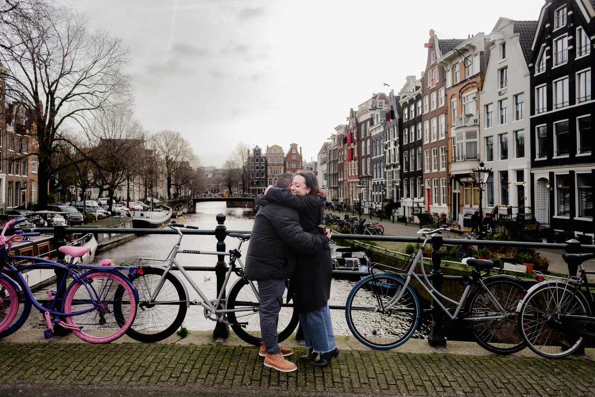 Amsterdam engagement photography
Proposal photo shoot Amsterdam
Romantic proposal spots Amsterdam
Engagement photographer Netherlands
Planning an engagement in Amsterdam
Best proposal locations in Amsterdam
Amsterdam canal proposal ideas
Engagement photo 