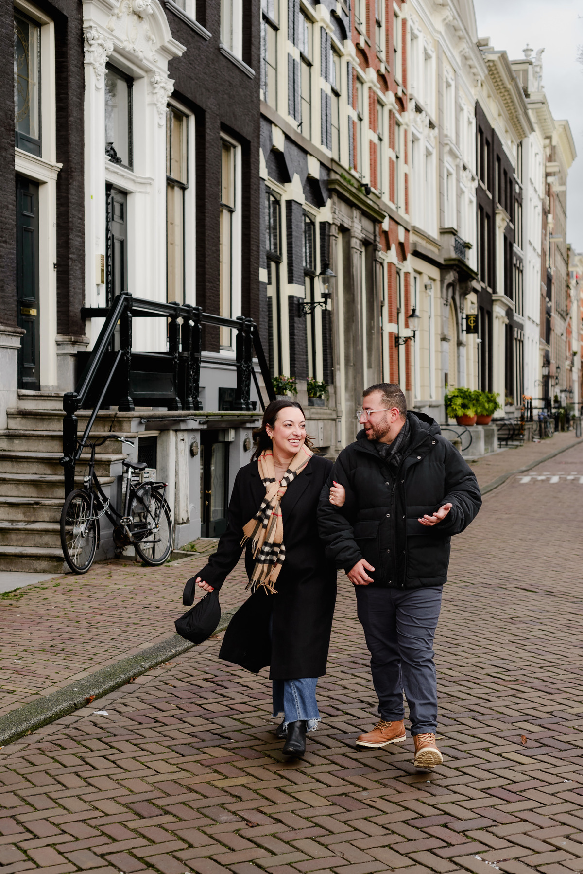 Amsterdam engagement photography
Proposal photo shoot Amsterdam
Romantic proposal spots Amsterdam
Engagement photographer Netherlands
Planning an engagement in Amsterdam
Best proposal locations in Amsterdam
Amsterdam canal proposal ideas
Engagement photo 