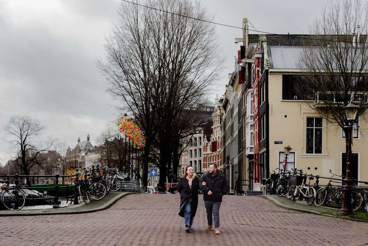 Amsterdam engagement photography
Proposal photo shoot Amsterdam
Romantic proposal spots Amsterdam
Engagement photographer Netherlands
Planning an engagement in Amsterdam
Best proposal locations in Amsterdam
Amsterdam canal proposal ideas
Engagement photo 