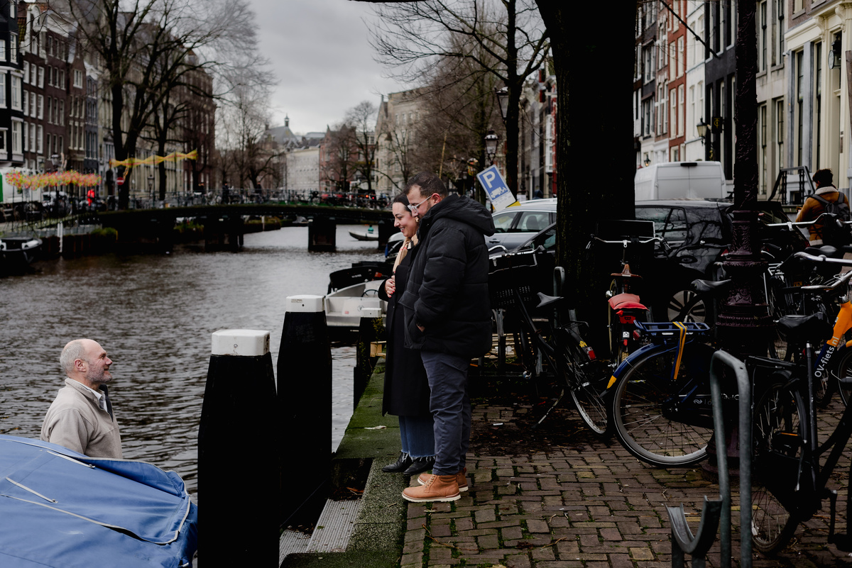 Amsterdam engagement photography
Proposal photo shoot Amsterdam
Romantic proposal spots Amsterdam
Engagement photographer Netherlands
Planning an engagement in Amsterdam
Best proposal locations in Amsterdam
Amsterdam canal proposal ideas
Engagement photo 