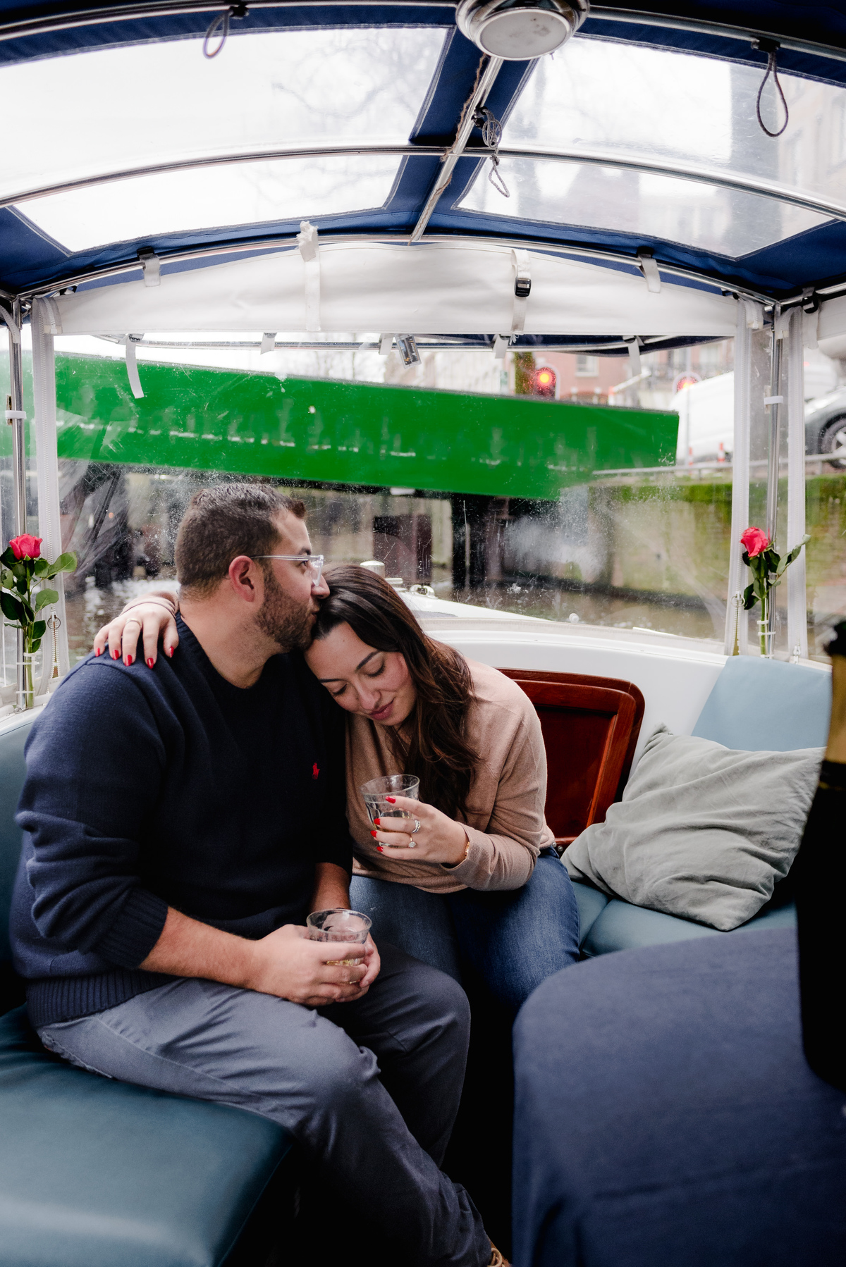 Amsterdam engagement photography
Proposal photo shoot Amsterdam
Romantic proposal spots Amsterdam
Engagement photographer Netherlands
Planning an engagement in Amsterdam
Best proposal locations in Amsterdam
Amsterdam canal proposal ideas
Engagement photo 