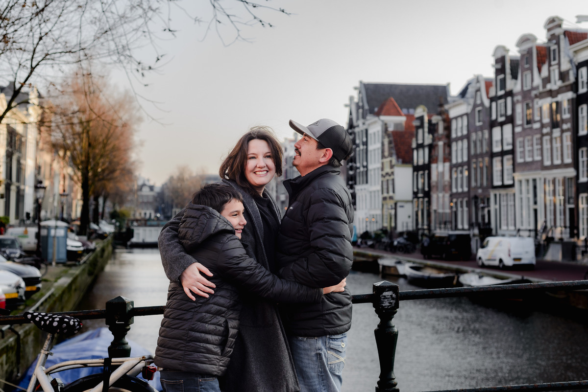 Vacation photography captures your travel memories in stunning, professional photos. Imagine exploring Amsterdam's iconic spots while a skilled photographer snaps magical pictures. This service includes guided tours, local tips, and tailored photography