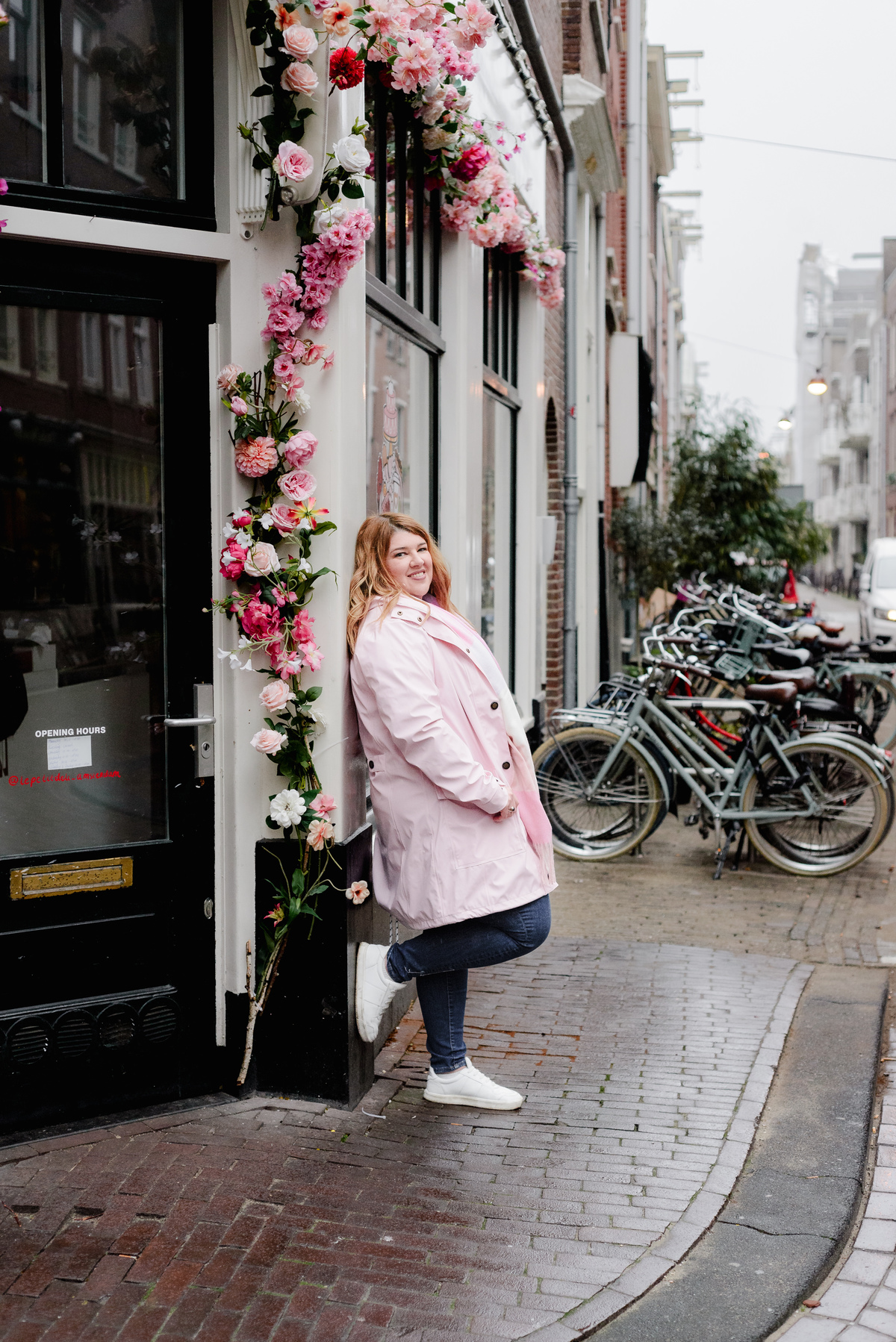 High-quality photos tell your story, engage your audience, and boost your brand's appeal. Discuss your goals for the shoot to ensure you get images that resonate with your audience.