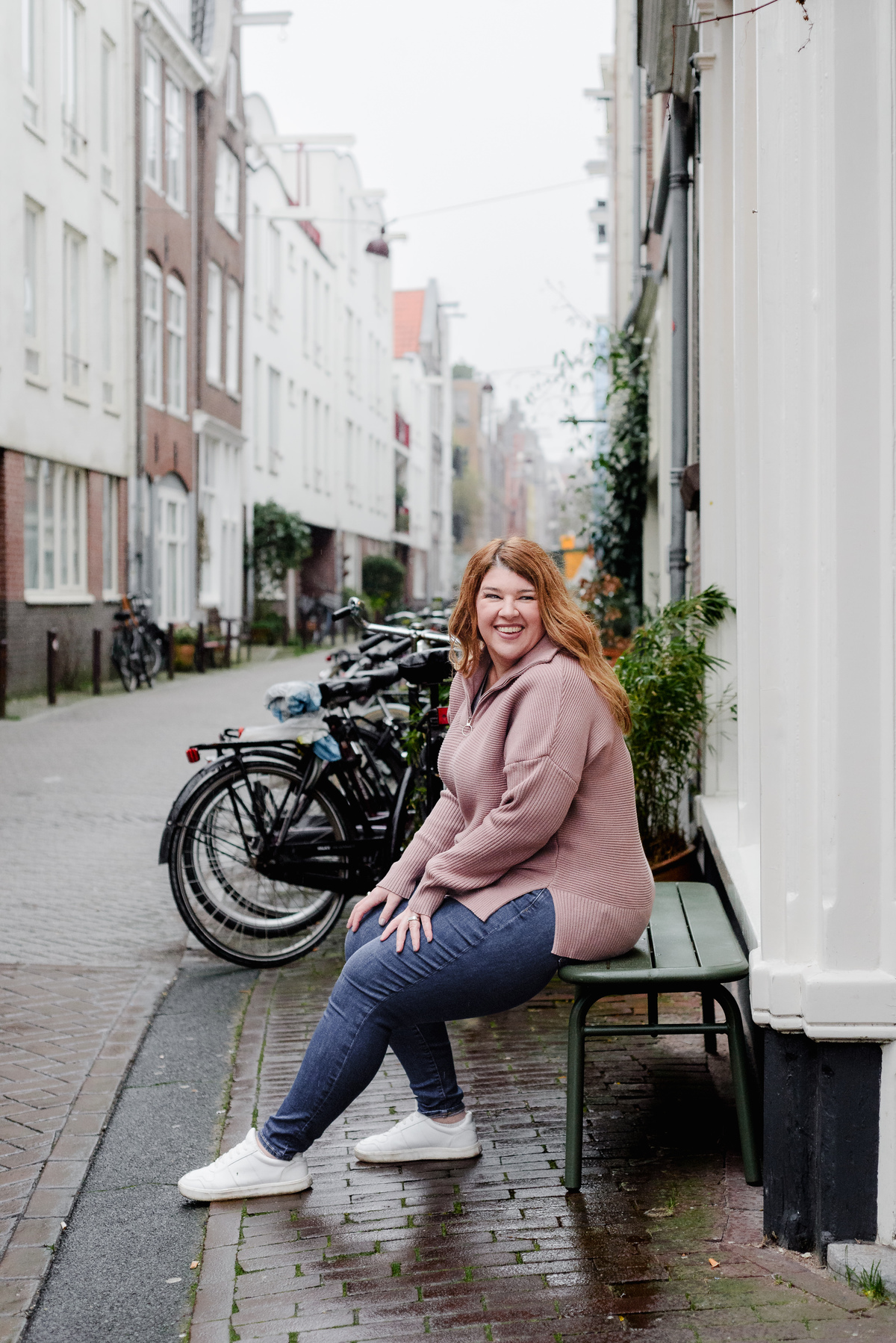 High-quality photos tell your story, engage your audience, and boost your brand's appeal. Discuss your goals for the shoot to ensure you get images that resonate with your audience.