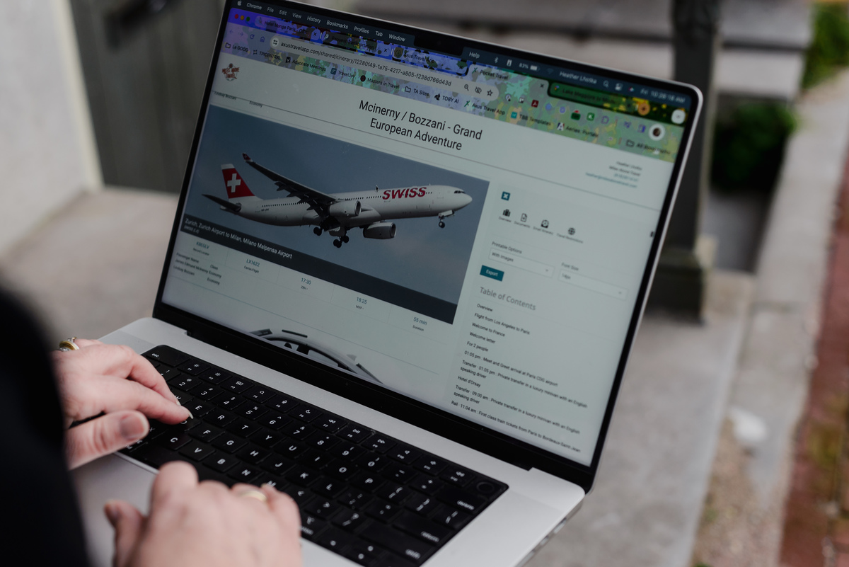 Amsterdam photographer
Vacation photo sessions
Amsterdam photo tour
Business branding photography
Family holiday photos Amsterdam
River cruise photos Amsterdam
Lifestyle photography Amsterdam
Social media images Amsterdam
Travel photography Amsterdam