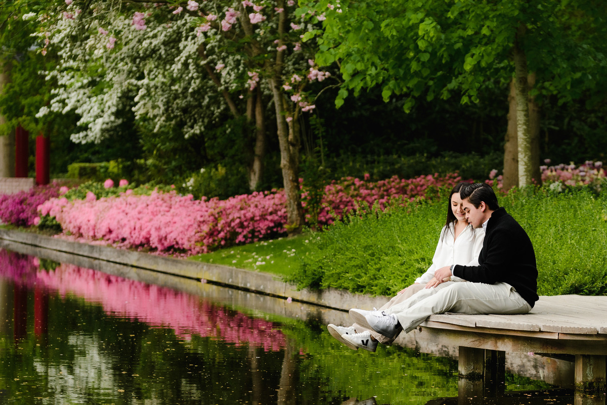 Surprise engagement proposal at Keukenhof Gardens during tulip season in May