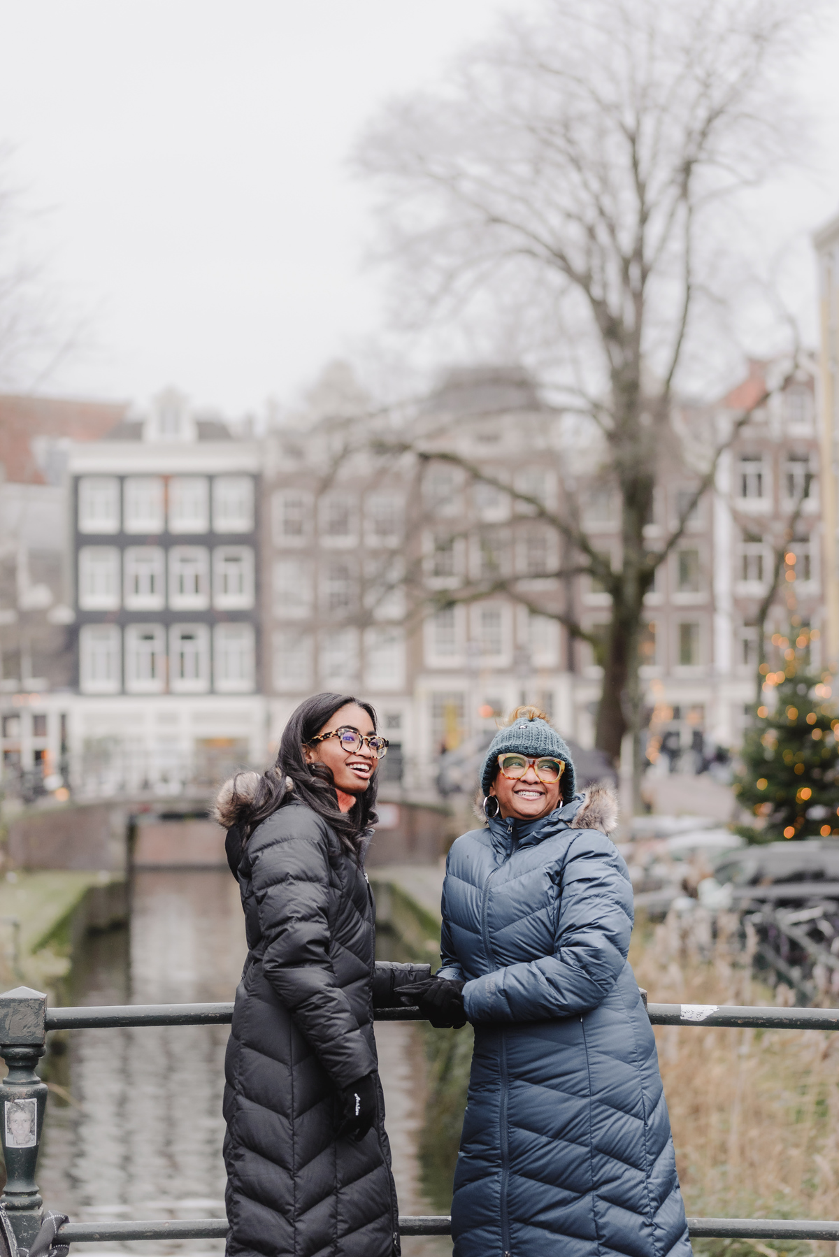 mother and daughter portrait Amsterdam