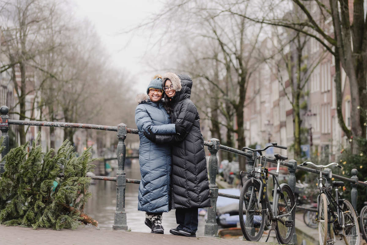 mother and daughter portrait Amsterdam